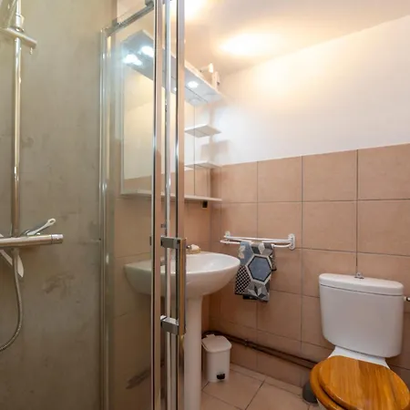 Terrasse Plein Sud, Cheminee, Ski-rando, Nature & Village, Animaux Admis, Parking Шале